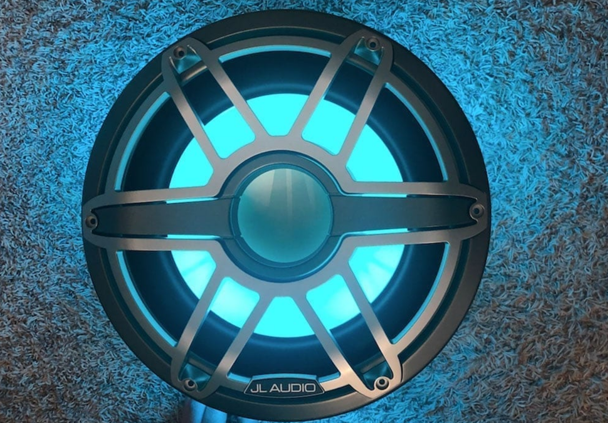 Shop The M7 Series sets the standard in marine bass reproduction with 600 W RMS continuous power handling, RGB Transflective™ LED lighting, and rugged construction for harsh marine conditions.