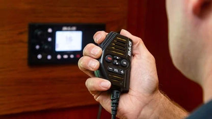 BG V60 VHF Radio with DSC &amp; AIS Receiver (000-14471-001)